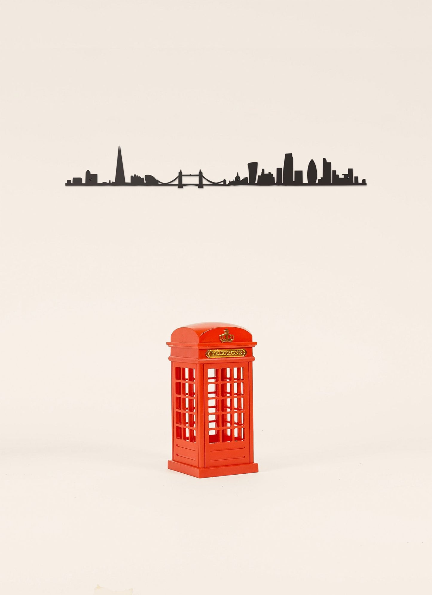 London 2 Skyline of London : steel wall decoration.